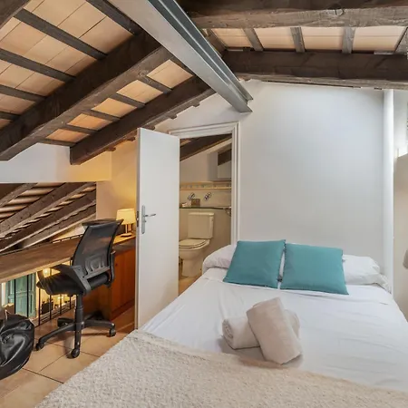 شقة Duplex En El Barri Vell, خيرونا